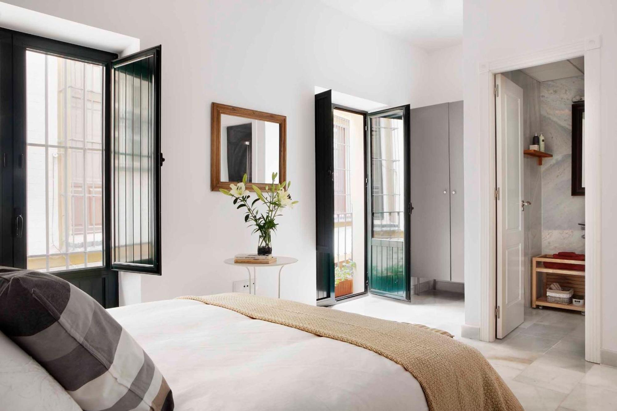 Apartamentos Mariscal Sevilla Exteriör bild