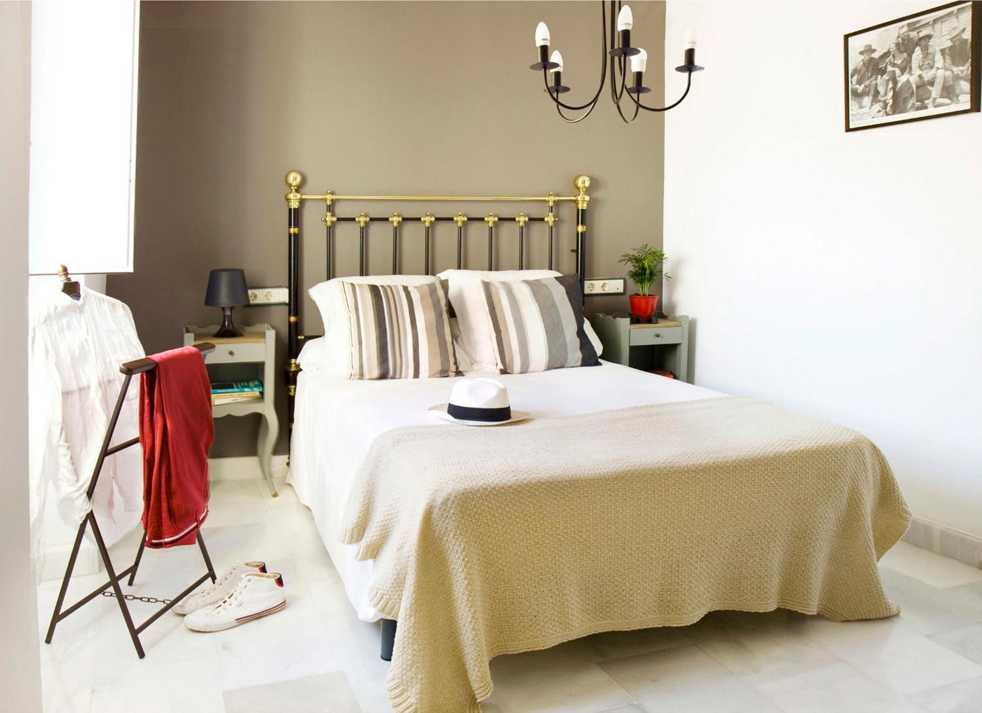 Apartamentos Mariscal Sevilla Exteriör bild
