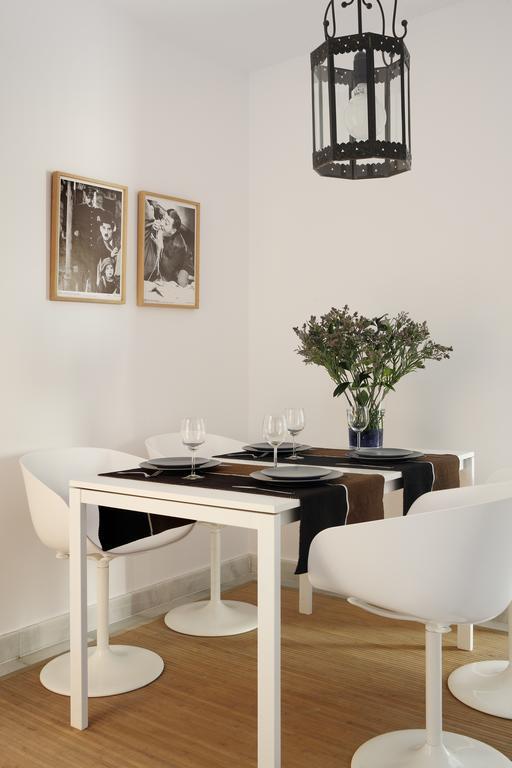 Apartamentos Mariscal Sevilla Rum bild