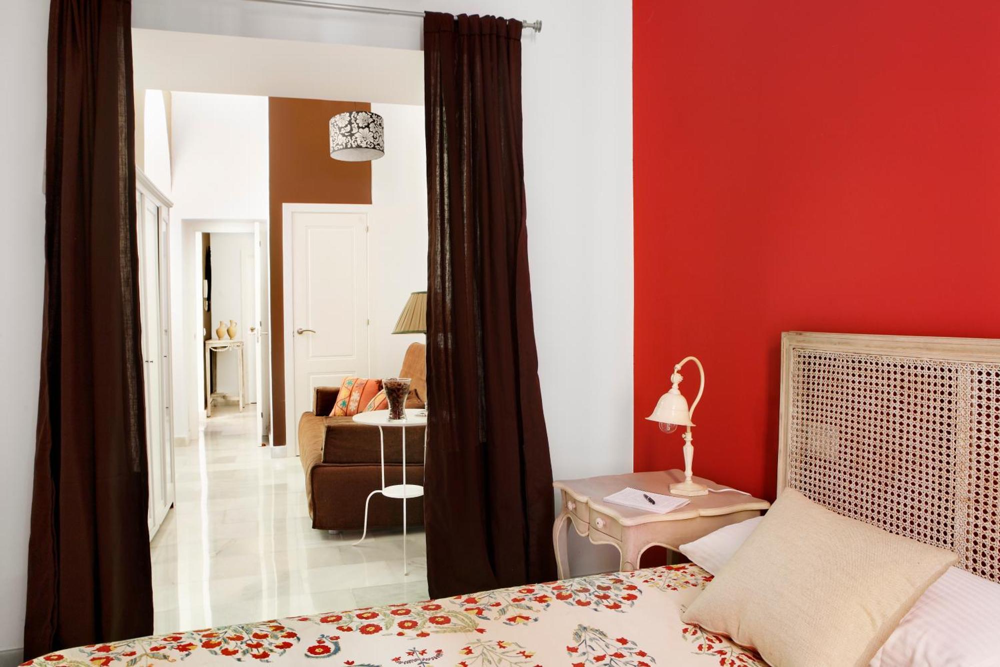 Apartamentos Mariscal Sevilla Exteriör bild