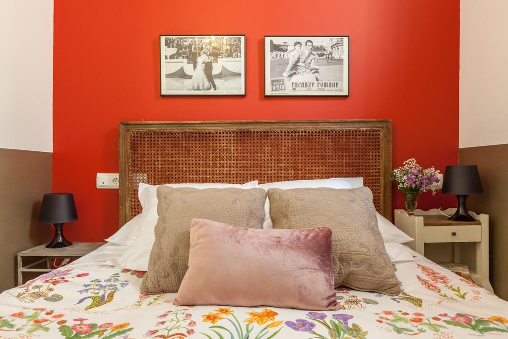 Apartamentos Mariscal Sevilla Exteriör bild