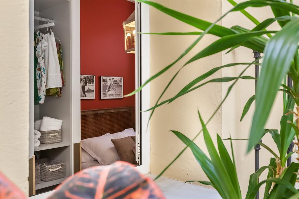 Apartamentos Mariscal Sevilla Exteriör bild